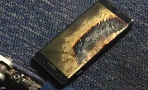 غالاكسي نوت 7 اشتعل أثناء شحنه