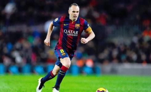 أندرياس إنييستا لاعب نادي برشلونة الاسباني