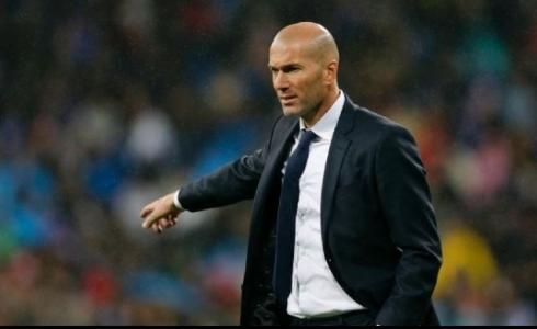  الفرنسي زين الدين زيدان مدرب ريال مدريد