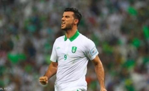 عمر السومة نجم الأهلي السعودي