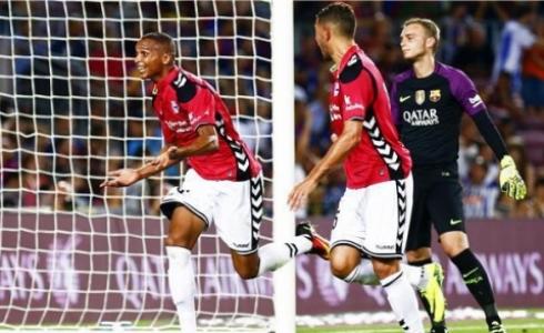 فرحة لاعبي ديبورتيفو ألافيس