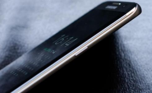 هاتف غالاكسي