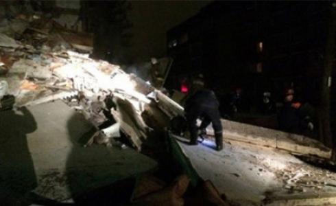 انهيار مبنى من 5 طوابق