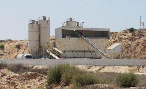 أعمال البناء الإسرائيلية لمشروع "العائق"