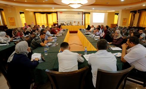 لقاء طاولة مستديرة لمناقشة تحديات التعليم وأهمية تعزيز التعليم التحرري