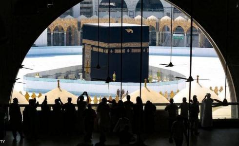 أخلت السلطات السعودية صحن المطاف حول الكعبة بسبب كورونا