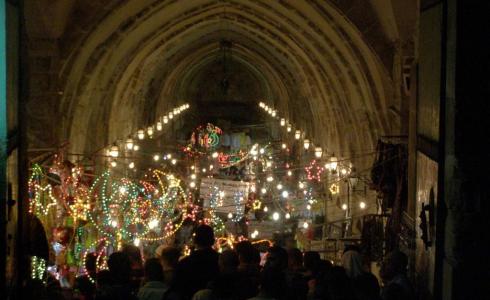 الزعنون يهنئ الشعب الفلسطيني بحلول شهر رمضان