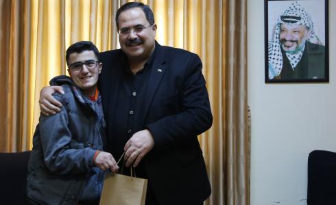 صيدم يستضيف طالب مصاب بمرض مزمن