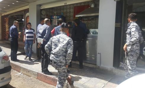 الصحة تُغلق ملحمة بجنين لانعدام الشروط الصحية والبيئية 