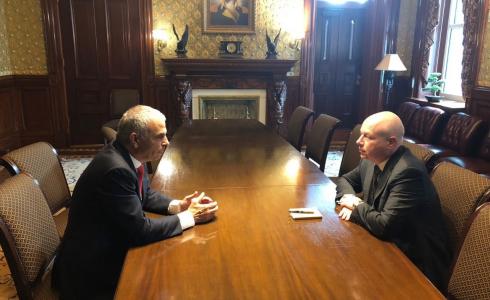 اتفاق أمريكي إسرائيلي على عقد قمة لدعم الاقتصاد الفلسطيني -لقاء كحلون وغرينبلات اليوم-