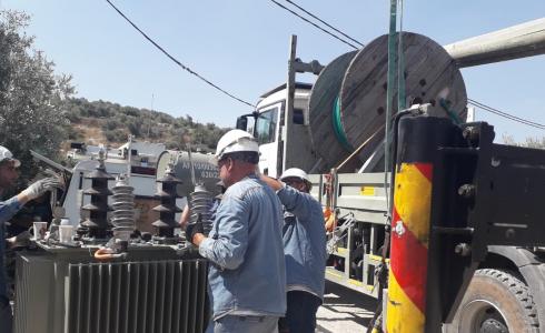 زيادة إمداد الكهرباء لقرية الجاروشية في طولكرم