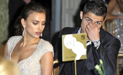 كريستيانو رونالدو وعارضة الأزياء الروسية إيرينا شايك