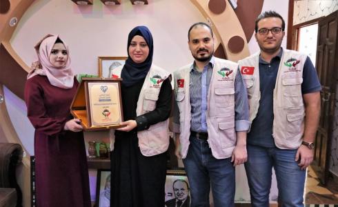 تكريم عائلة رزان النجار