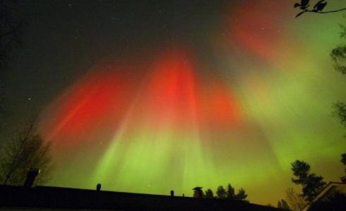 عاصفة مغناطيسية تضرب الأرض