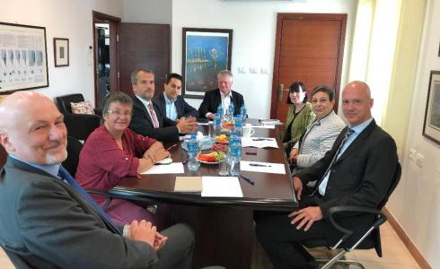 حنان عشراوي