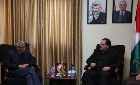 جانب من لقاء وزير التربية والتعليم صبري صيدم ورئيس هيئة الأسرى عيسى قراقع