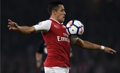  الدولي التشيلي  أليكسيس سانشيز نجم آرسنال