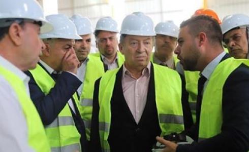 افتتاح خط انتاج لتصنيع الحديد في الخليل