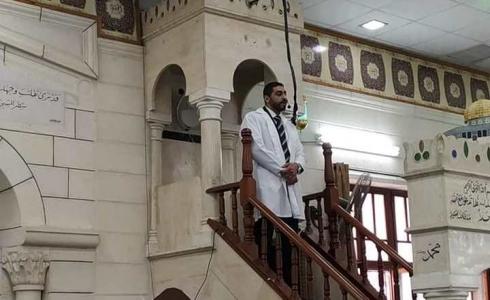 طبيب مختص يلقي خطبة الجمع