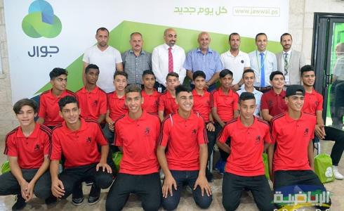 "جوال" تكرم لاعبي أكاديمية المحترفين العائدين من بطولة باريس الدولية