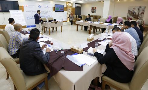 دورة تدريبية حول وسائل التواصل الاجتماعي وأخلاقيات العمل الصحفي