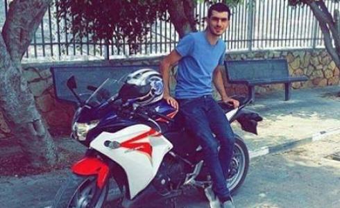 الشاب المفقود فارس نصار