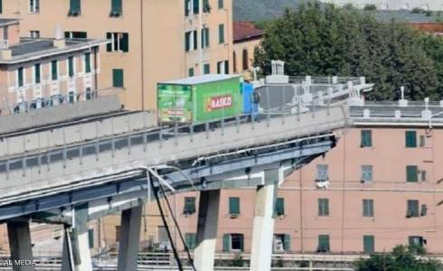 صورة سائق شاحنة بعد حادث انهيار جسر في مدينة جنوى الإيطالية