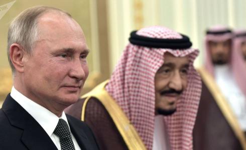 الرئيس الروسي فلاديمير بوتين و العاهل السعودي الملك سلمان