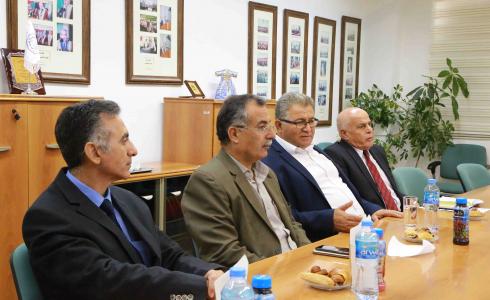 جامعة القدس تستقبل خبراء هندسيون من جامعة بودابست