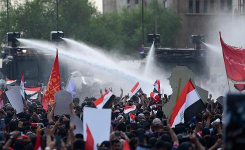 شاهد مايا خليفة في مظاهرات العراق