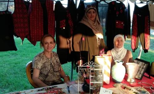 بازار الاعمال اليدوية للفتيات المقدسيات في كفرقاسم