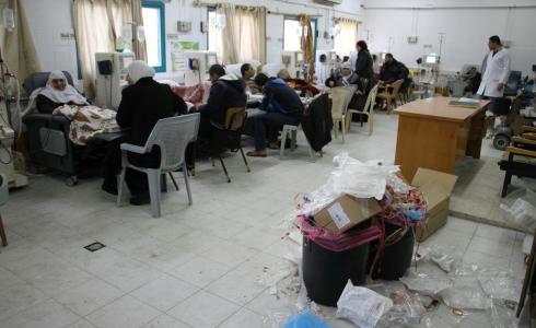 تراكم القاذورات في المراكز الصحية بغزة