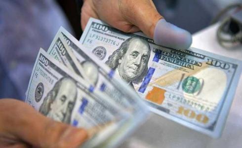 اسعار العملات في البنوك المصرية والسوق السوداء