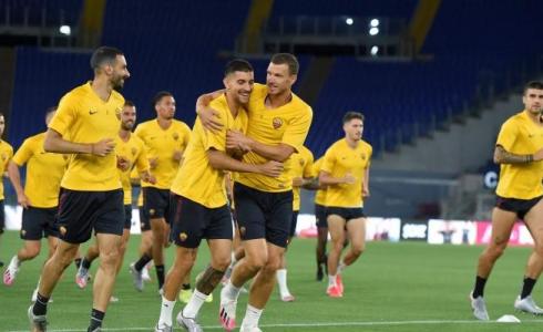 شاهد أغنية حكيم تنعش روما قبل أول مباراة بالكالتشيو