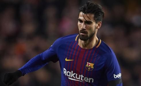 البرتغالي أندريه جوميز نجم برشلونة الاسباني