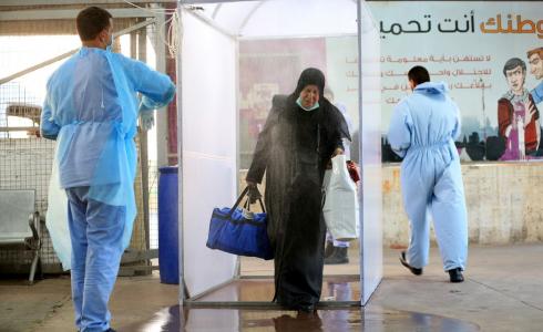 وصول عالقين إلى معبر الكرامة - ارشيفية