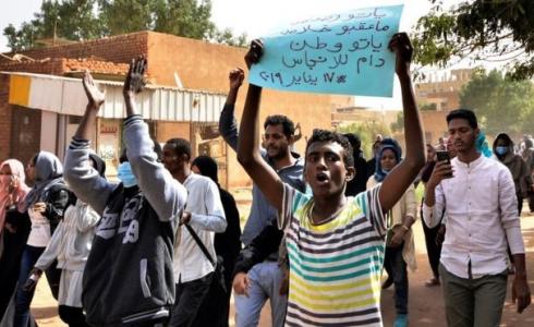 احتاجاجات في الشوارع السودانية