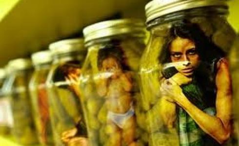 الإتجار بالبشر