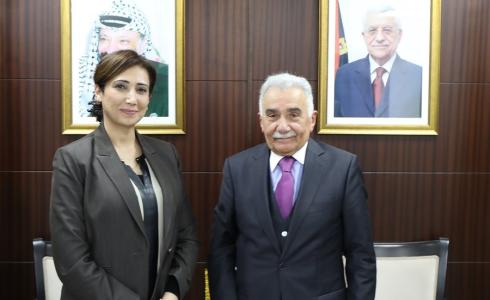 المستشار أبو شرار يبحث مع رئيس الجهاز المركزي للإحصاء التعاون المشترك