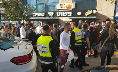 إصابة مستوطن بجراح حرجة بعملية طعن بالقدس