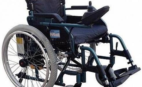 كراسي كهربائية لذوي الاحتياجات الخاصة .