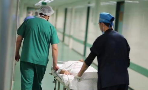 فريق طبي ينقذ حياة مريض كورونا من الموت المحقق - ارشيف