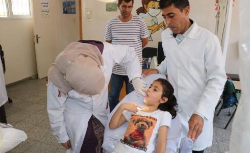 وفد تعليمي يتفقد عمل فرق الصحة المدرسية في الوسطى