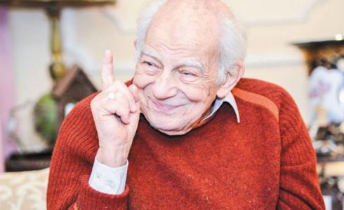 الفنان المصري رشوان توفيق