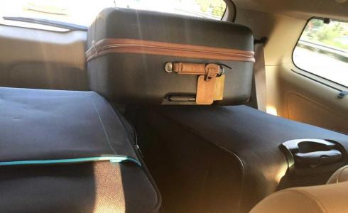 حقائب الأموال القطرية لحظة دخولها الى غزة عن طريق اسرائيل