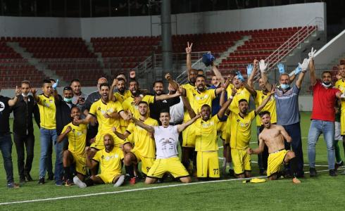 رسميا: تتويج "شباب بلاطة" بلقب دوري المحترفين لأول مرة في تاريخه