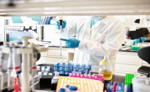 فحص فيروس كورونا  - أرشيفية -