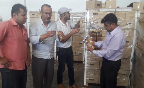 بلدية رفح تتلف "18 ألف لتر" عصير أطفال فاسد