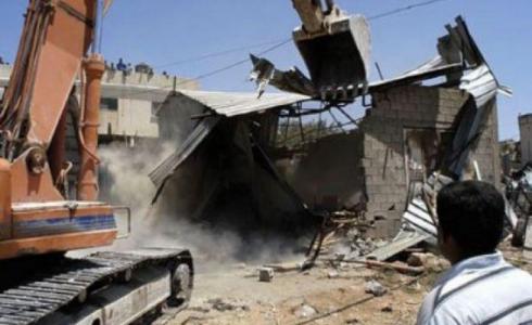 الاحتلال يهد بركسات