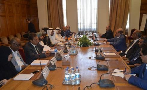 رئيس البرلمان العربي يجتمع مع رئيس مجلس النواب اليمني في القاهرة (2).jpeg
